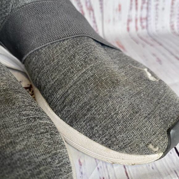 Puma Grey Slip on Sneakers Sz 7 - Picture 11 of 11